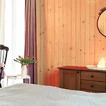 Nasza Na Koncu Swiata - Bania Z Jacuzzy, Palenisko, Kominek, Planszowki *