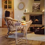 Chalet Nasza Na Koncu Swiata - Bania Z Jacuzzy, Palenisko, Kominek, Planszowki