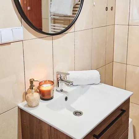 Nasza Na Koncu Swiata - Bania Z Jacuzzy, Palenisko, Kominek, Planszowki Chalet Kacwin