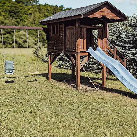 Nasza Na Koncu Swiata - Bania Z Jacuzzy, Palenisko, Kominek, Planszowki Chalet